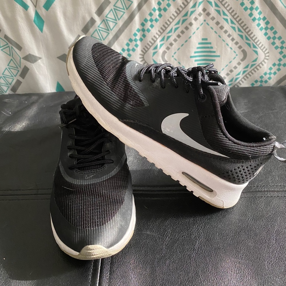 Black Nike Air Max THEA